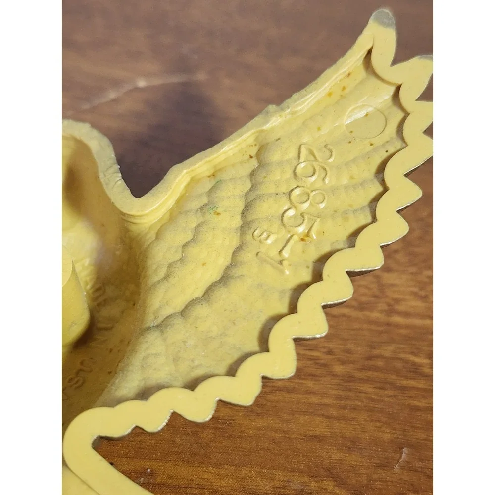 Vintage‎ Burwood 1980s Doves #2685-1 + 2 Wall Hanging Decoration Birds Gold 80s